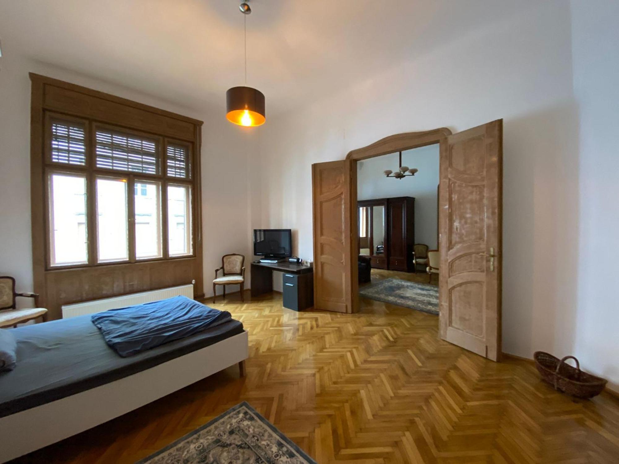 Ultra-Central Apartment In The Loffler Palace Timisoara Exterior foto